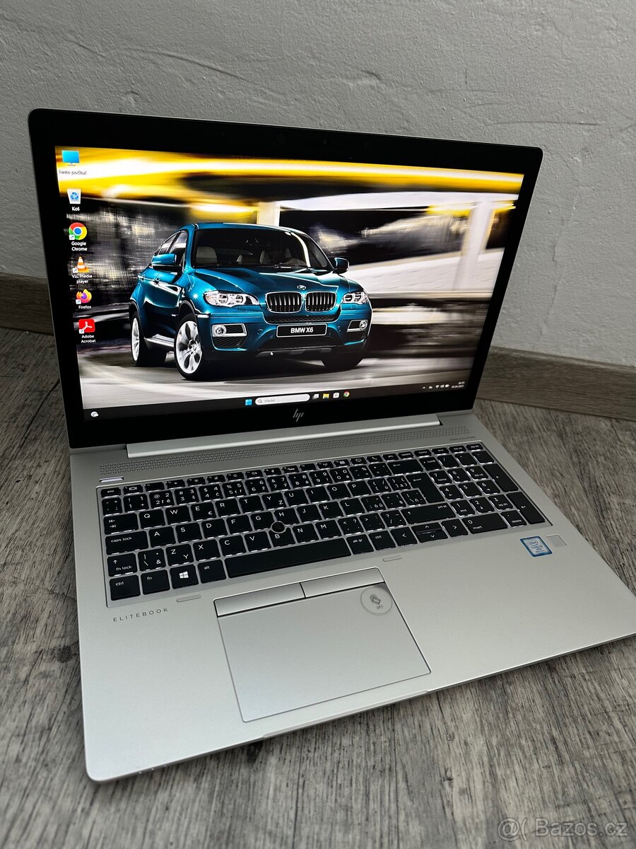 HP ELiTEBOOK v kovovém provedení v plné výbavě - 7