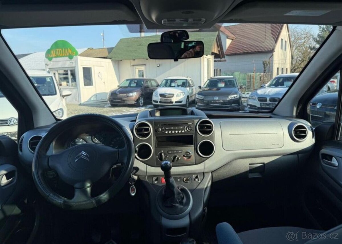 Citroën Berlingo 1.6i MULTISPACE WEBASTO benzín manuál 88 kw - 7