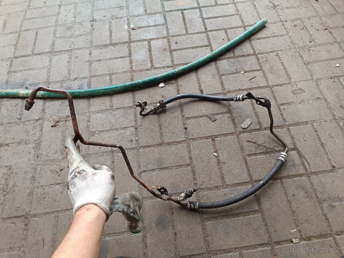 Espace IV tlakové trubky k servu - 7