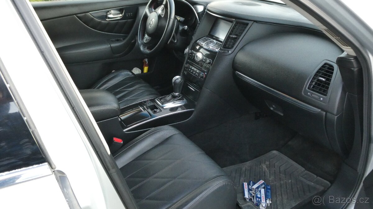 Infiniti FX35 / prodej po 1.4. / - 7