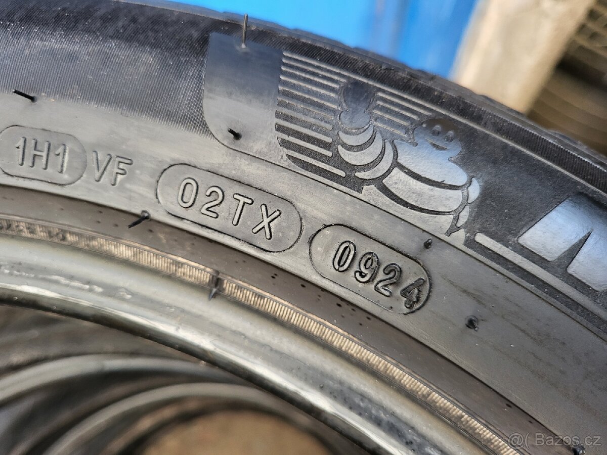 225 50- 18" 99W..Michelin Primacy 4 - 7