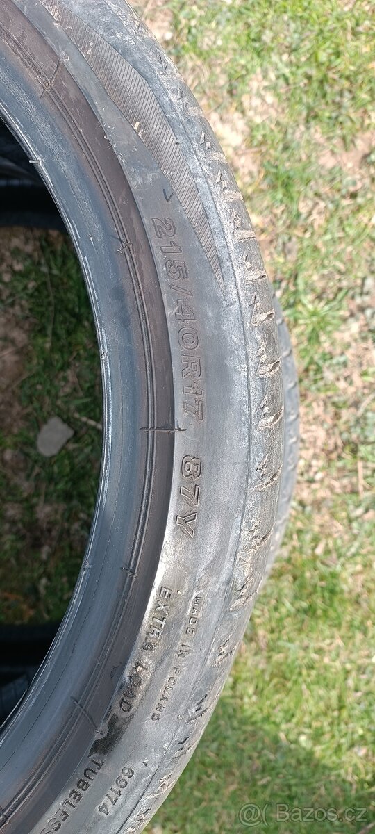 Prodám letní pneu Firestone 215/40 r17 - 7