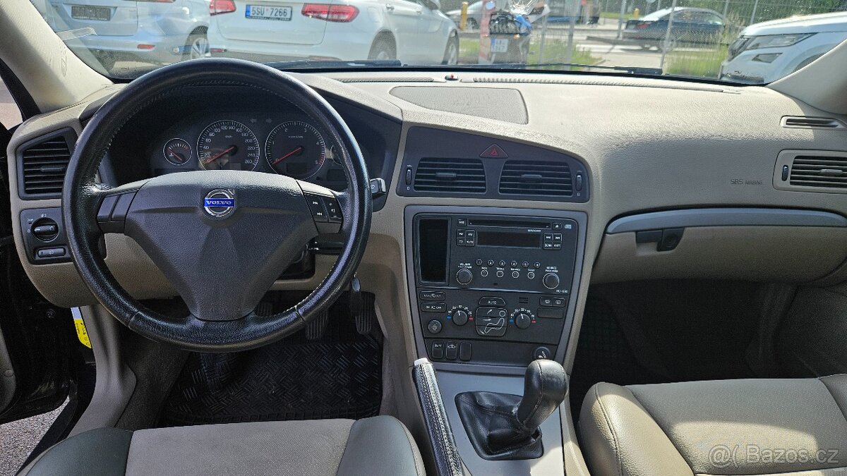 Volvo S60 2,4D - 7