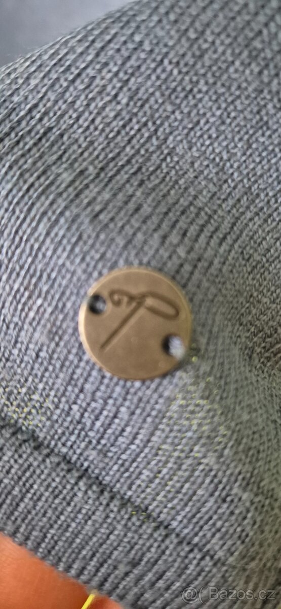 Dámský elegantní svetřík TT - 7