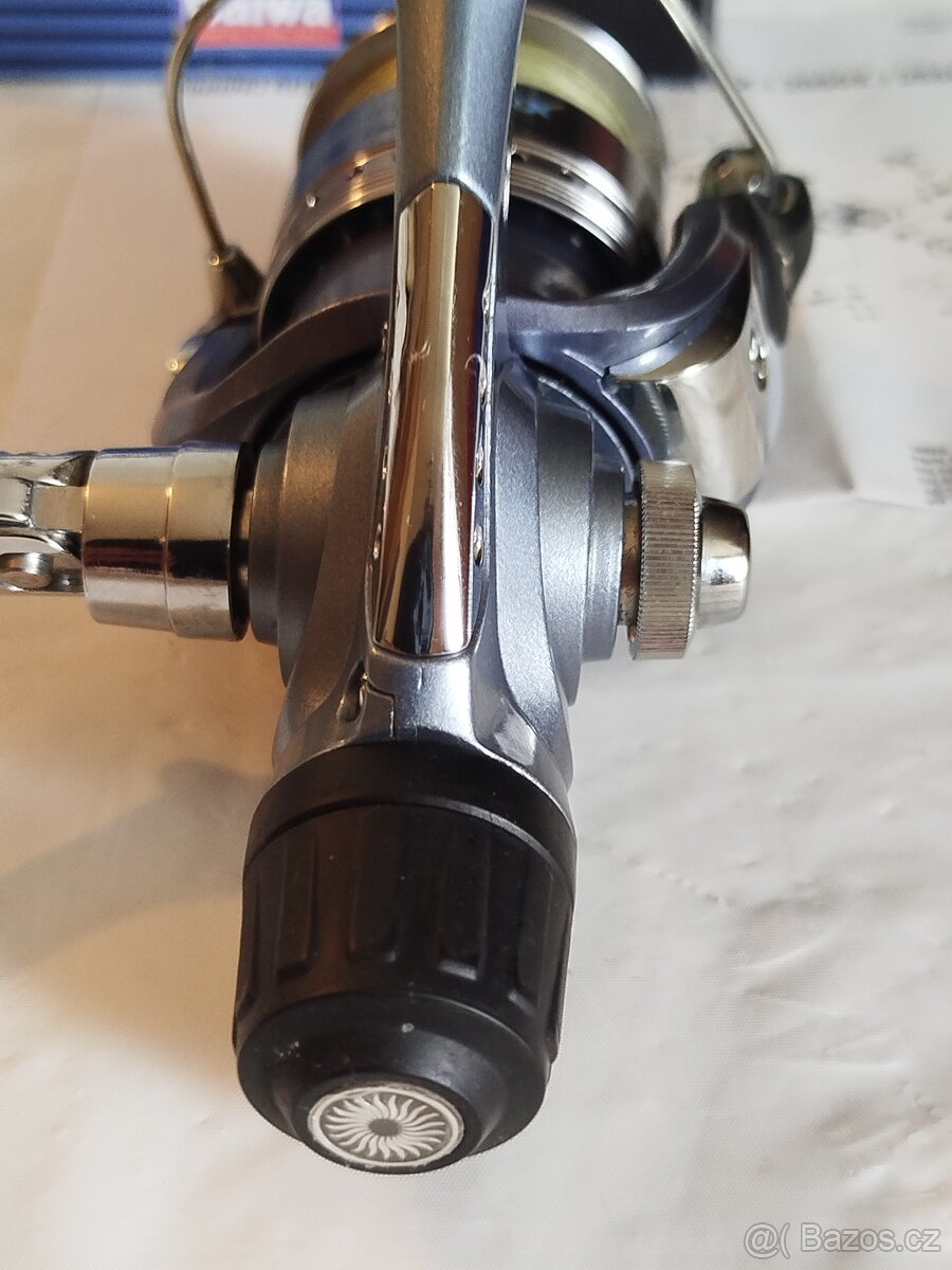 RYBÁŘSKÝ NAVIJÁK DAIWA CROSSFIRE 3050X - 7