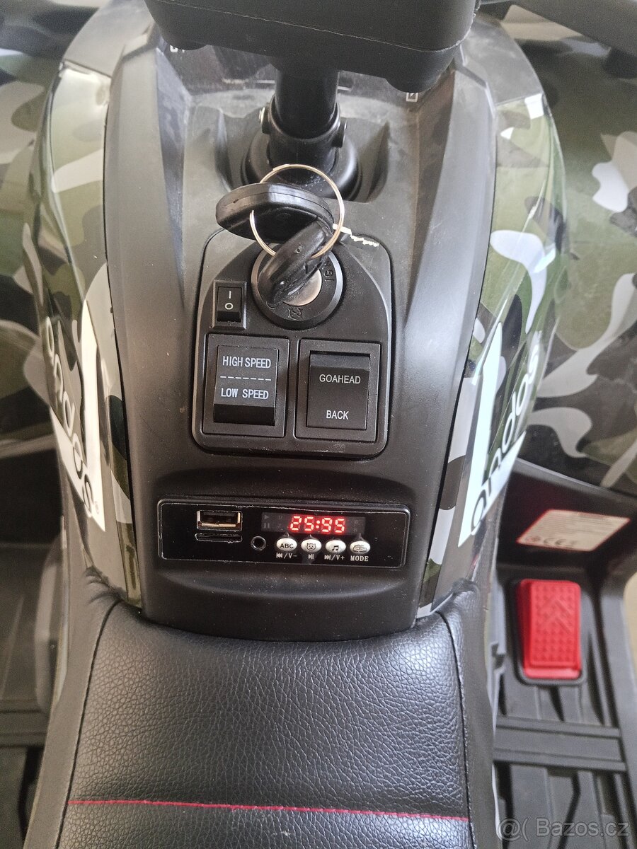 Dětská elektrická čtyřkolka - 7