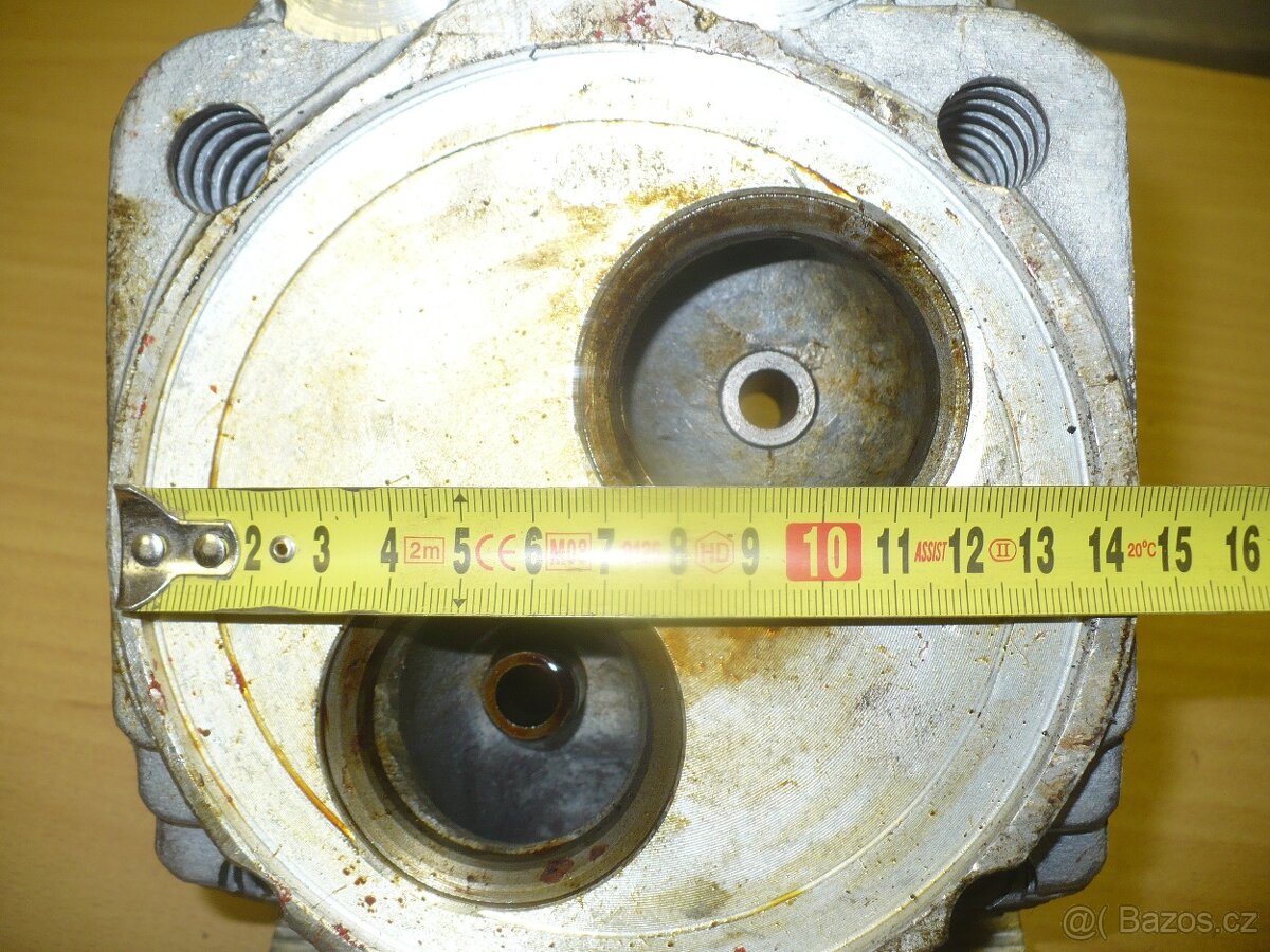 TATRA T148 / 138 hlava válce motoru - 7