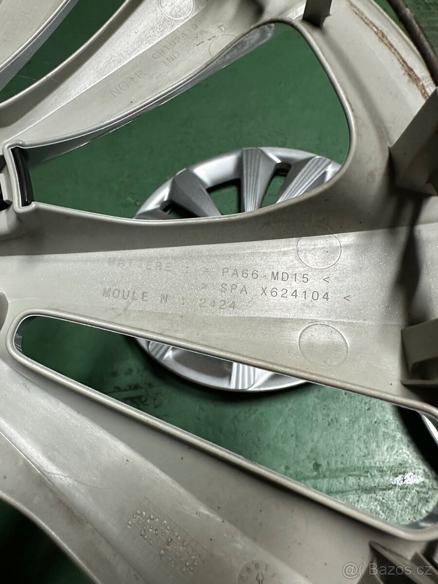 Prodám originální OEM poklice Citroën C3/C4 16" - 7