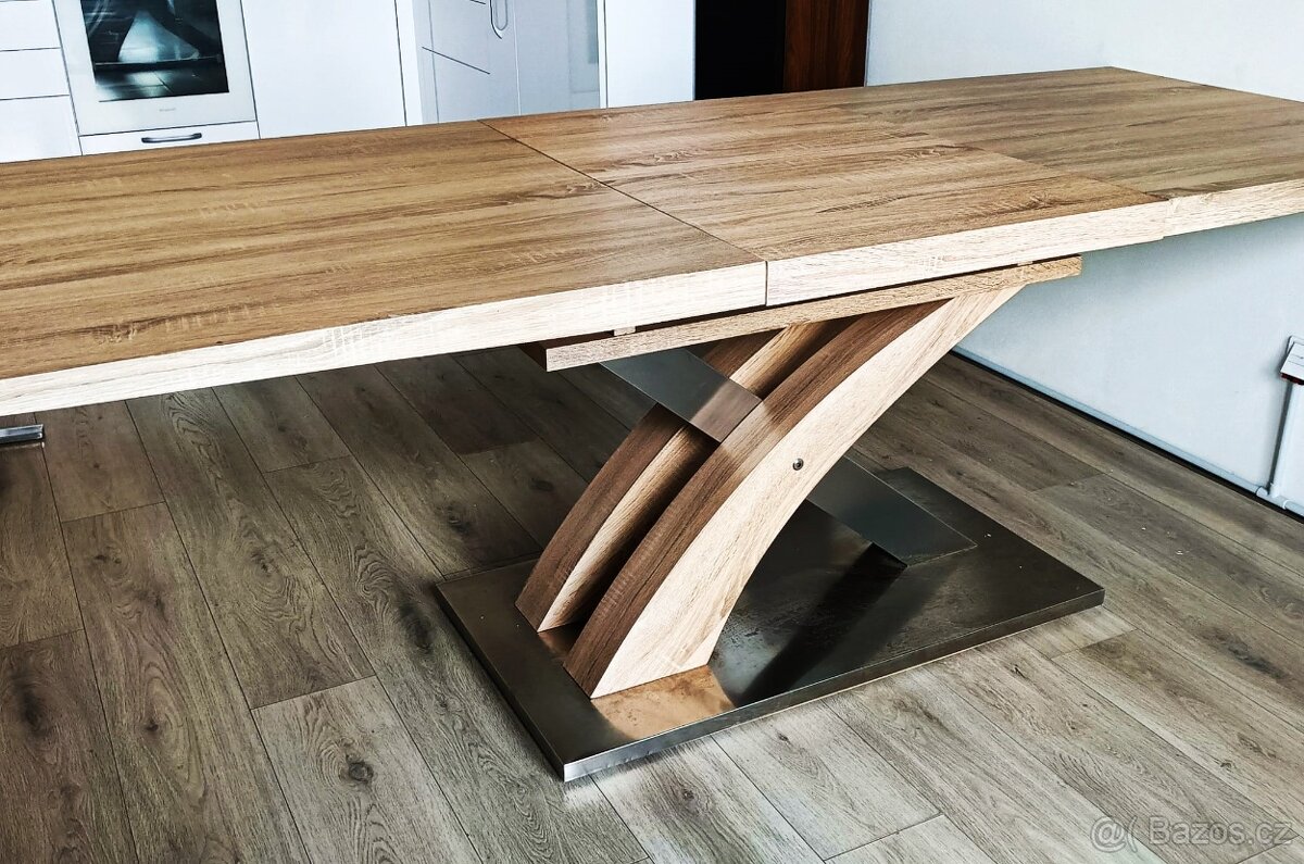 Jídelní stůl a (4ks židle). - 7