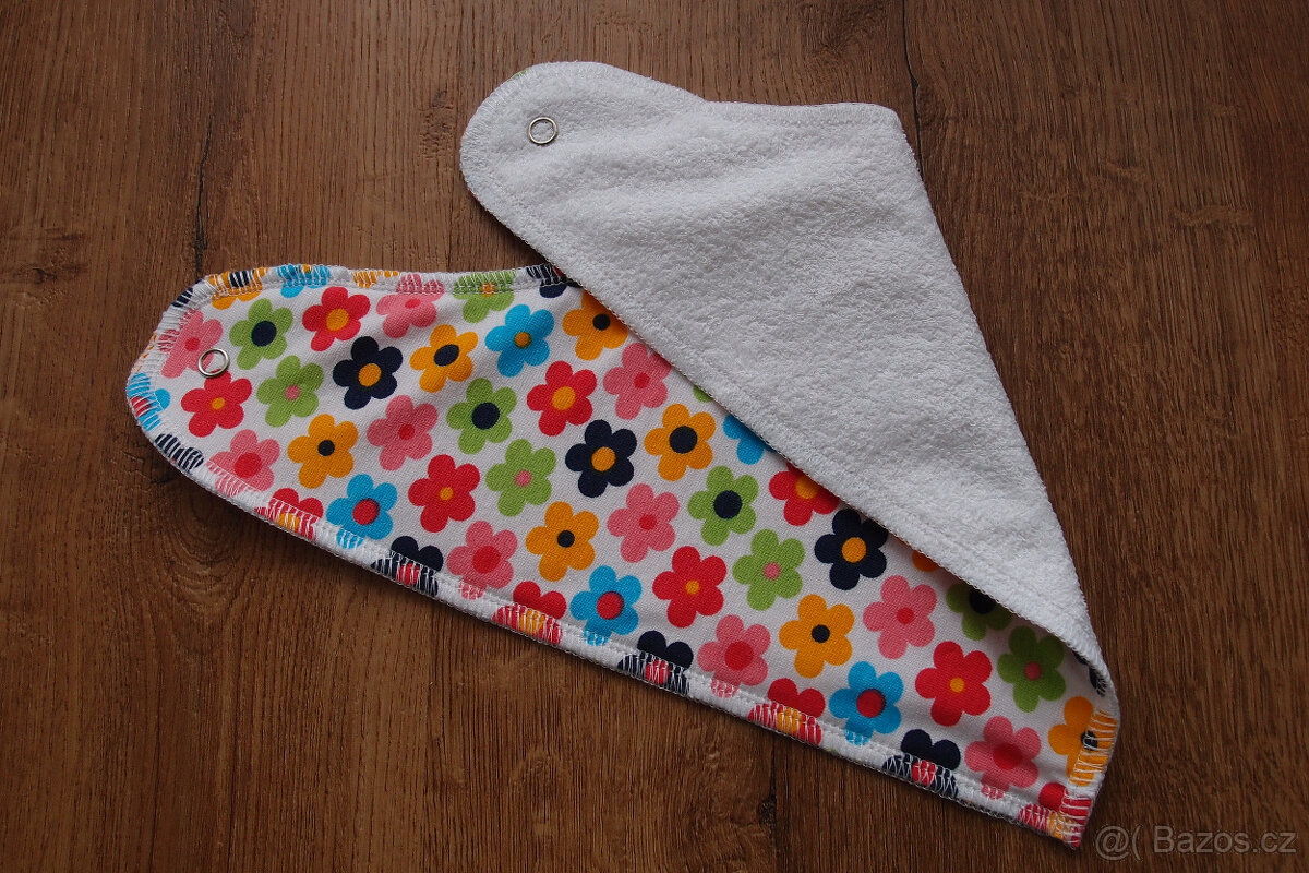 NOVÝ slintáček/cintáček/šáteček na krk - 7