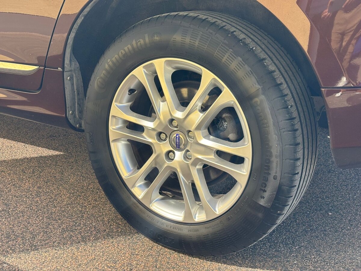 VOLVO XC60 D4 AWD AUT 2.4l pětiválec - 7