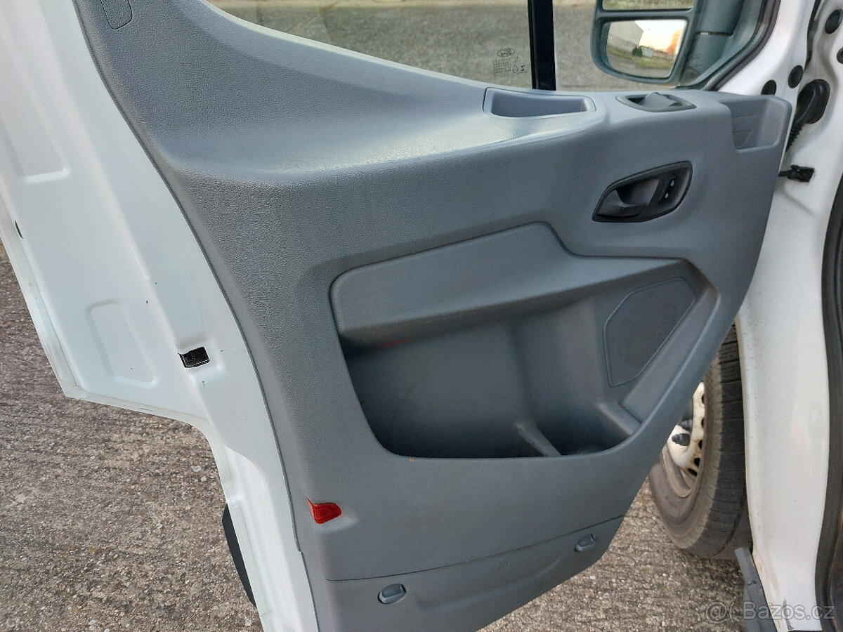 Ford Transit 2.0 TDCi 96kw VALNÍK 7 míst r.v. 2017 - 7