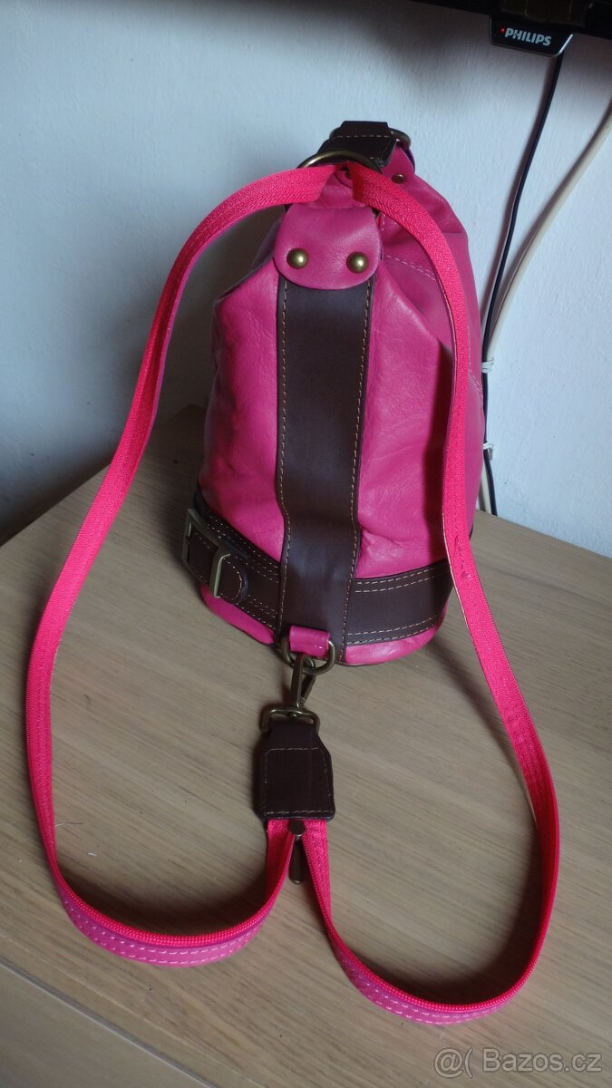 Krásná kožená italská kabelka/batoh 2v1- nepoužitá - 7