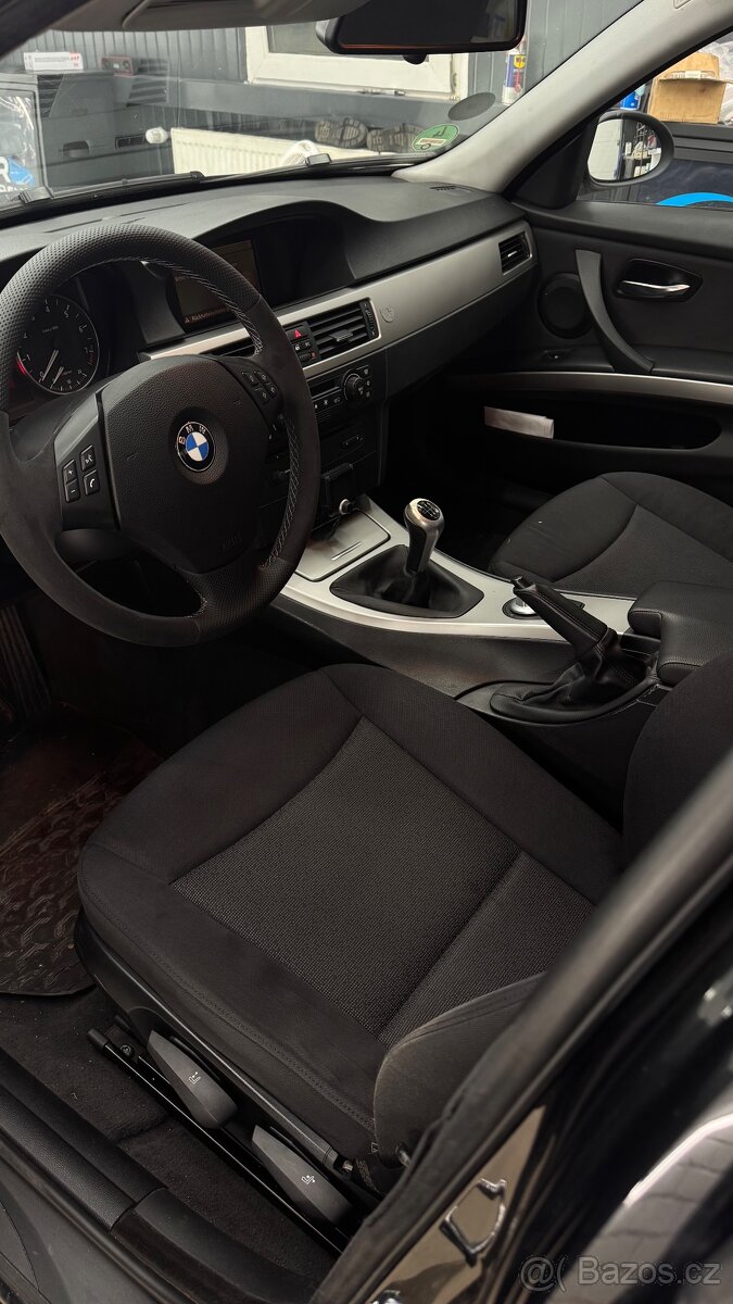 BMW 325i / 2006 / manuál / 160kw / sedan - 7