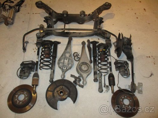 Volvo XC60 2012 D5 158kW AWD - náhradní díly - 7