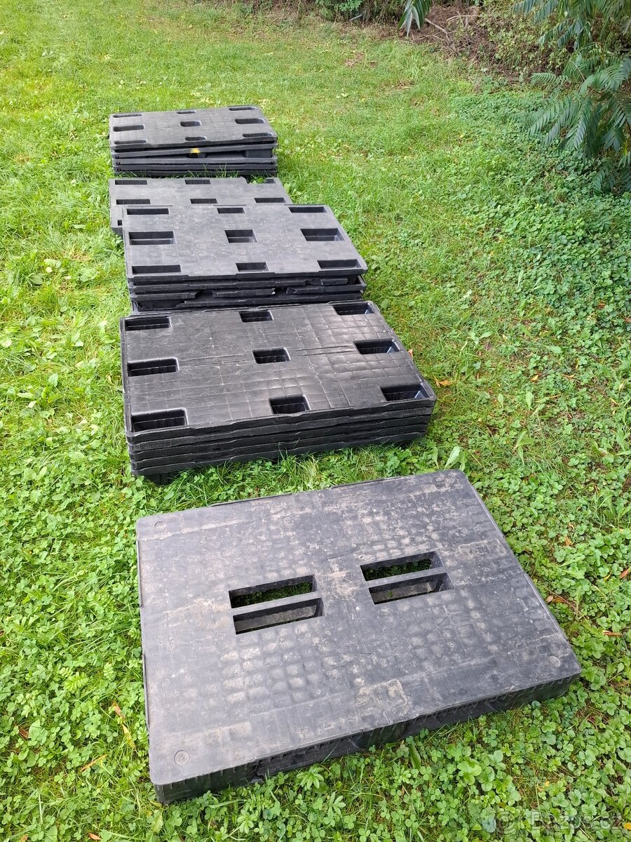 PLASTOVÉ PALETY (Hradec Králové) - 7