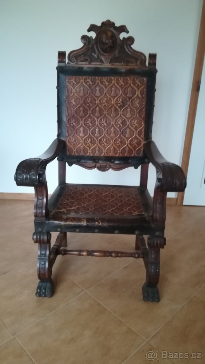 HISTORICKÝ NÁBYTEK - 7