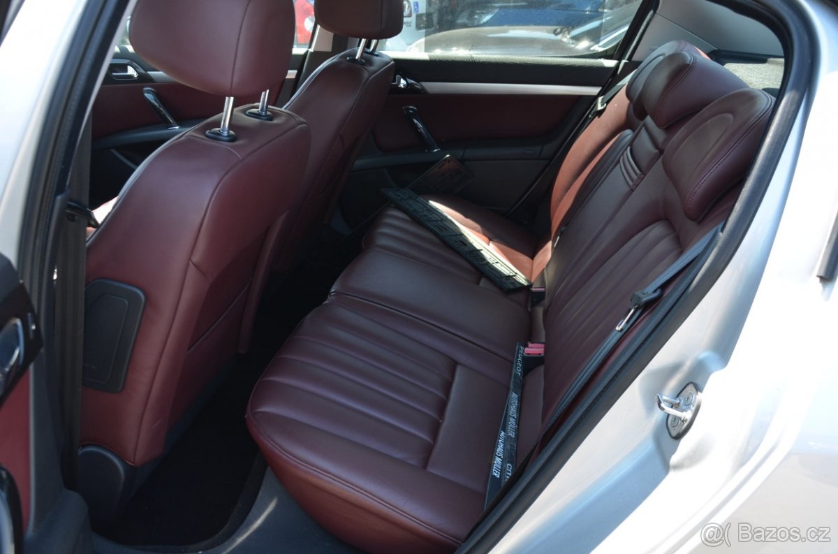 Peugeot 407 Facelift 2.0 HDI Platinum - orig. díly - 7