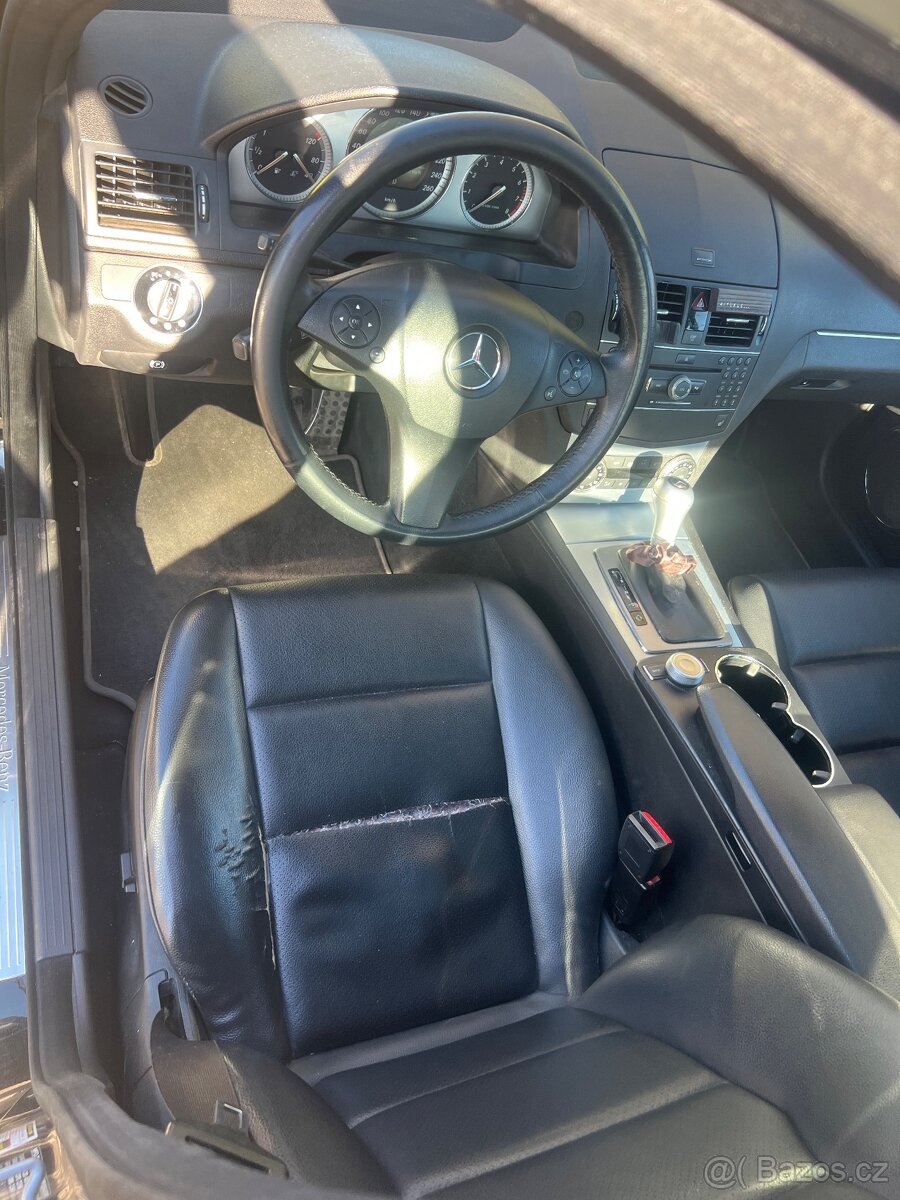 Mercedes-Benz C300 W204 - 7
