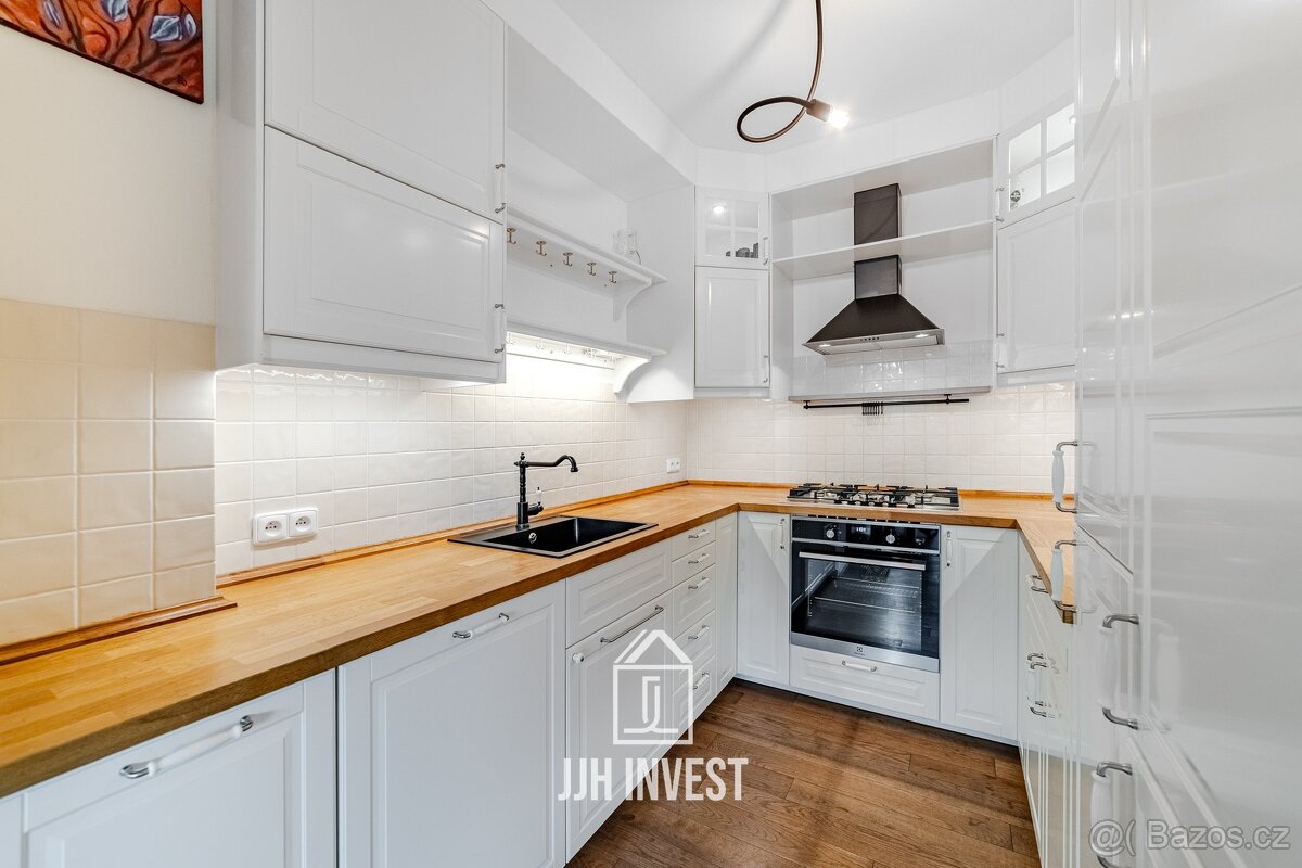 Prodej bytu 4+kk 138 m² + balkon 7,5 m², Praha - Michle - 7