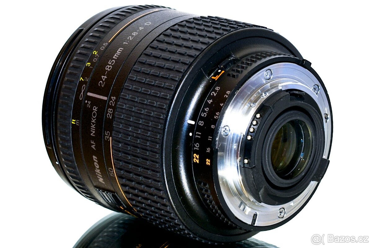 Nikon AF Nikkor 24-85mm 1:2,8-4 D + UV filtr TOP STAV - 7