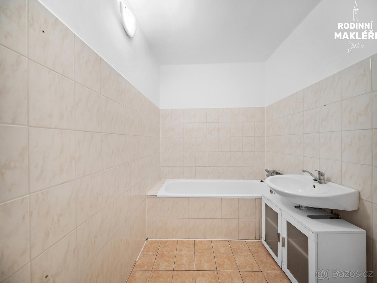 Pronájem bytu 3+kk, Malé náměstí 190, Broumov - 7