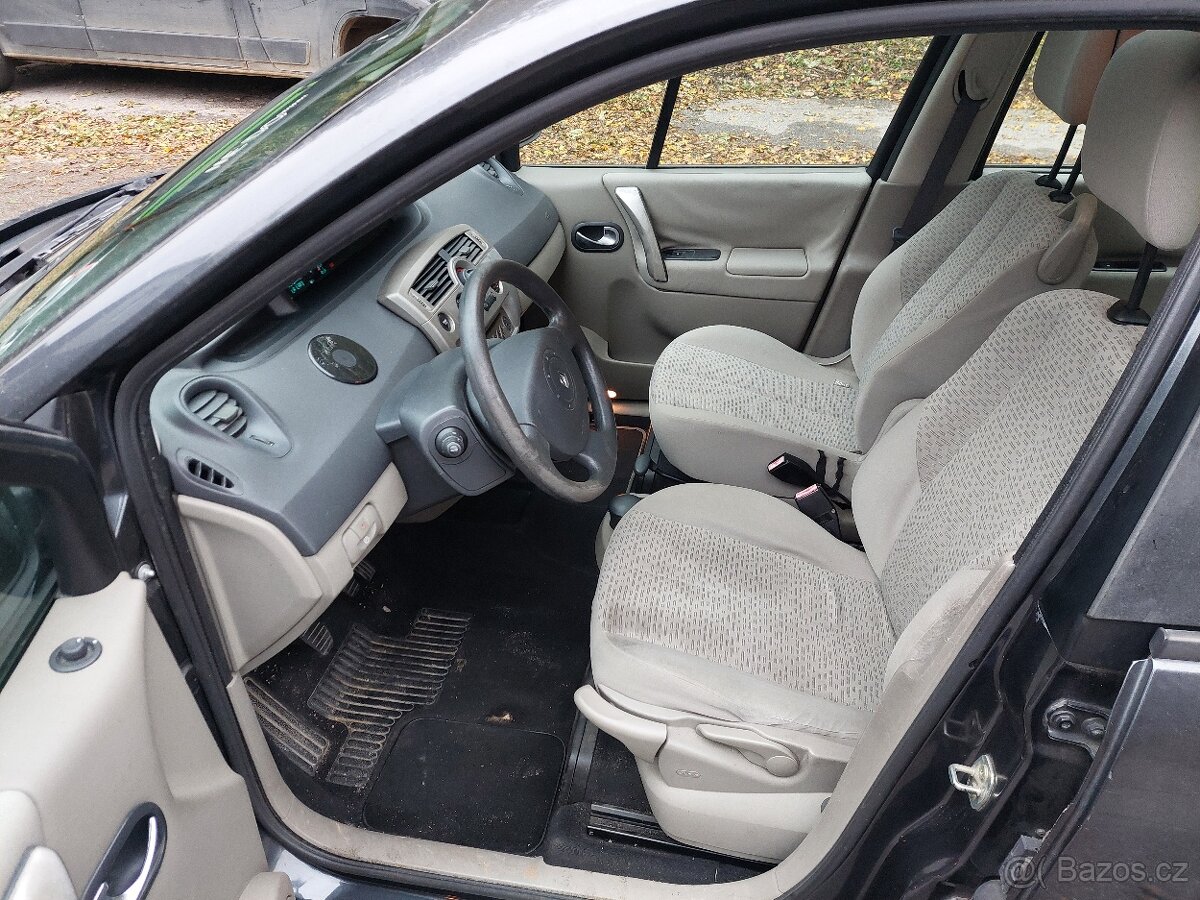 Renault Grand Scénic, 1.6 16v, 82kw, 7 míst.. - 7