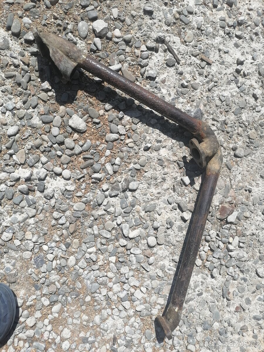 Sací potrubí Tatra 12 - 7