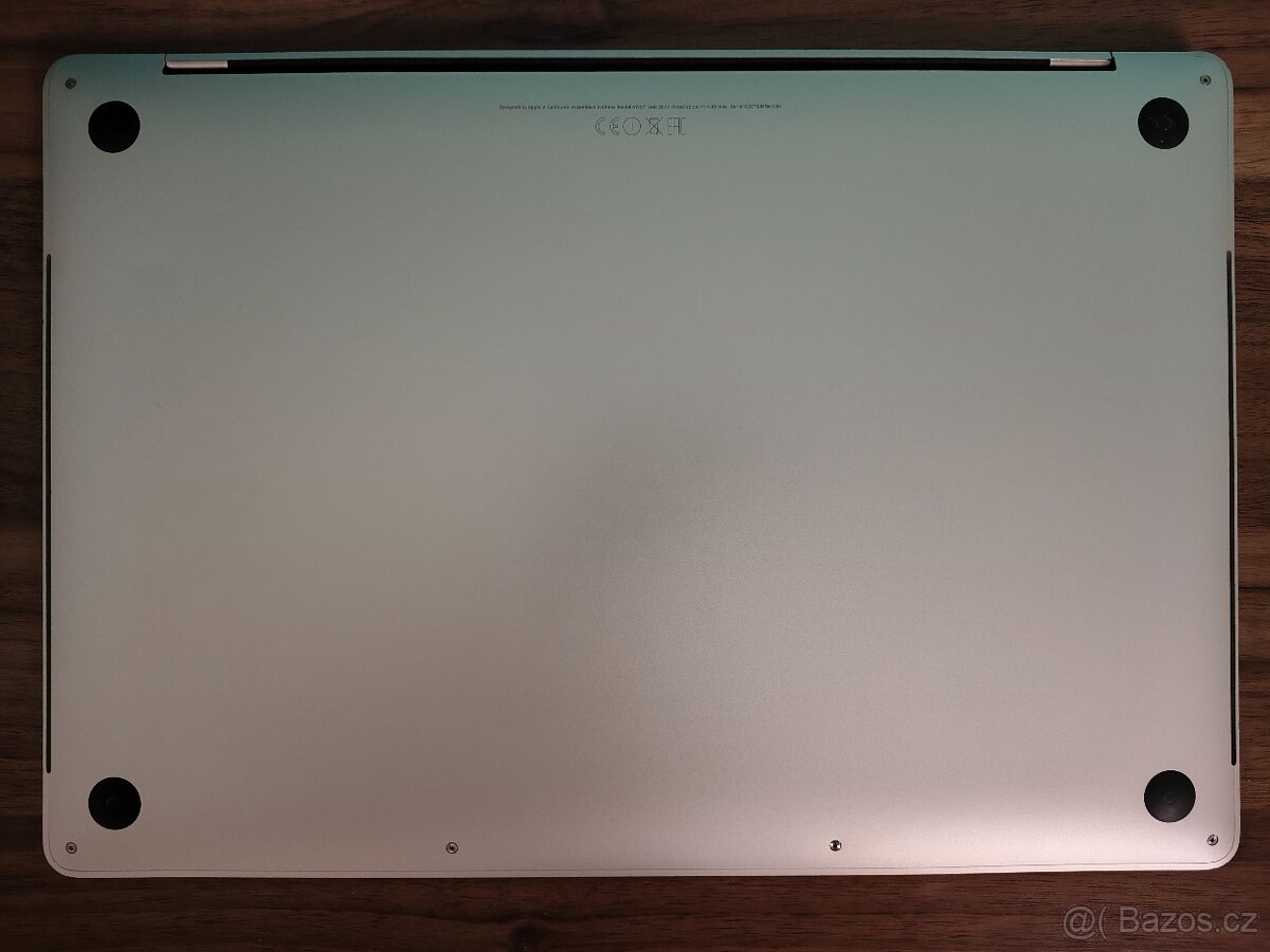 MacBook Pro 15 2016 | i7 • 16GB • 256GB💾 - 7