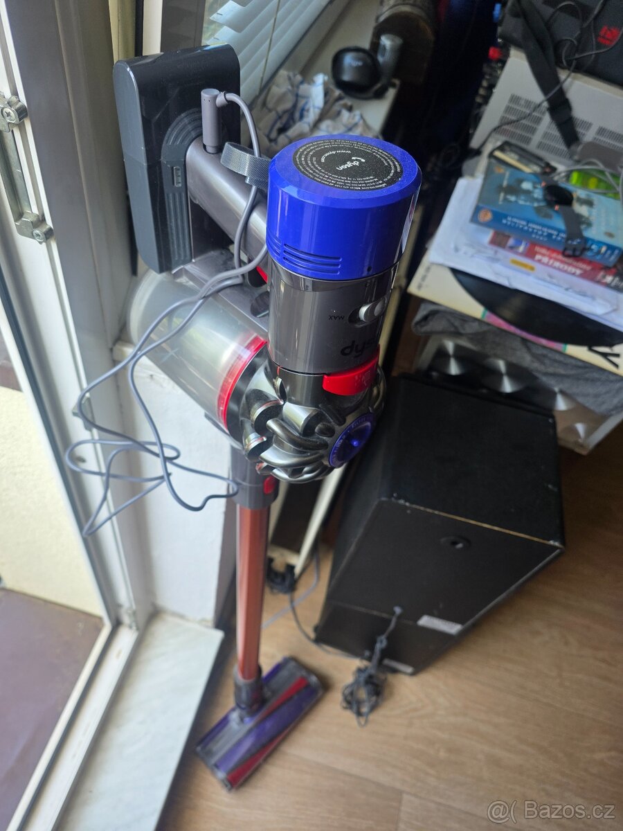 DYSON V 8 ABSOLUTE - 7