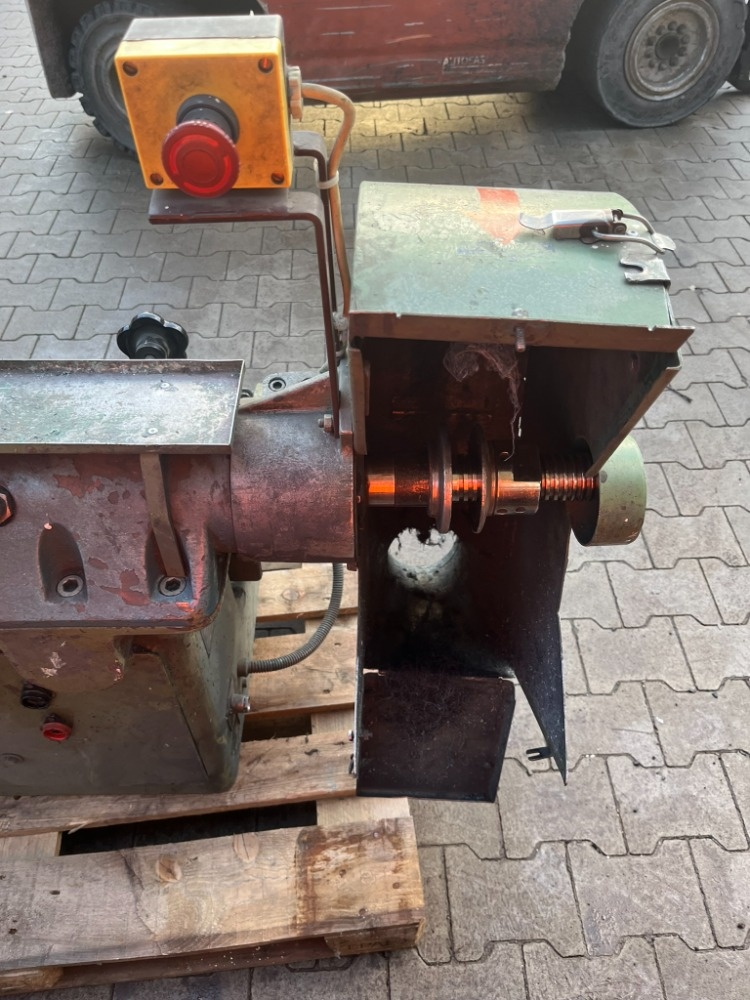 Dvoukotoučová stojanová leštička Kovofiniš, 7,5 kW - 7
