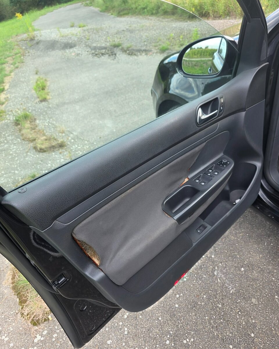 Prodám VW Golf 5, 2008 - 7