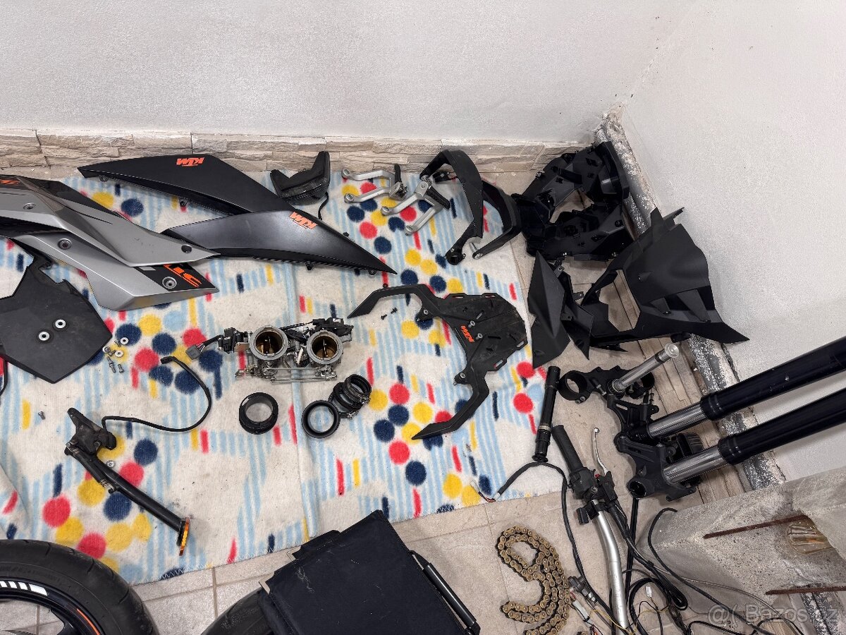 Ktm 990 smt , supermoto 2010 - 7