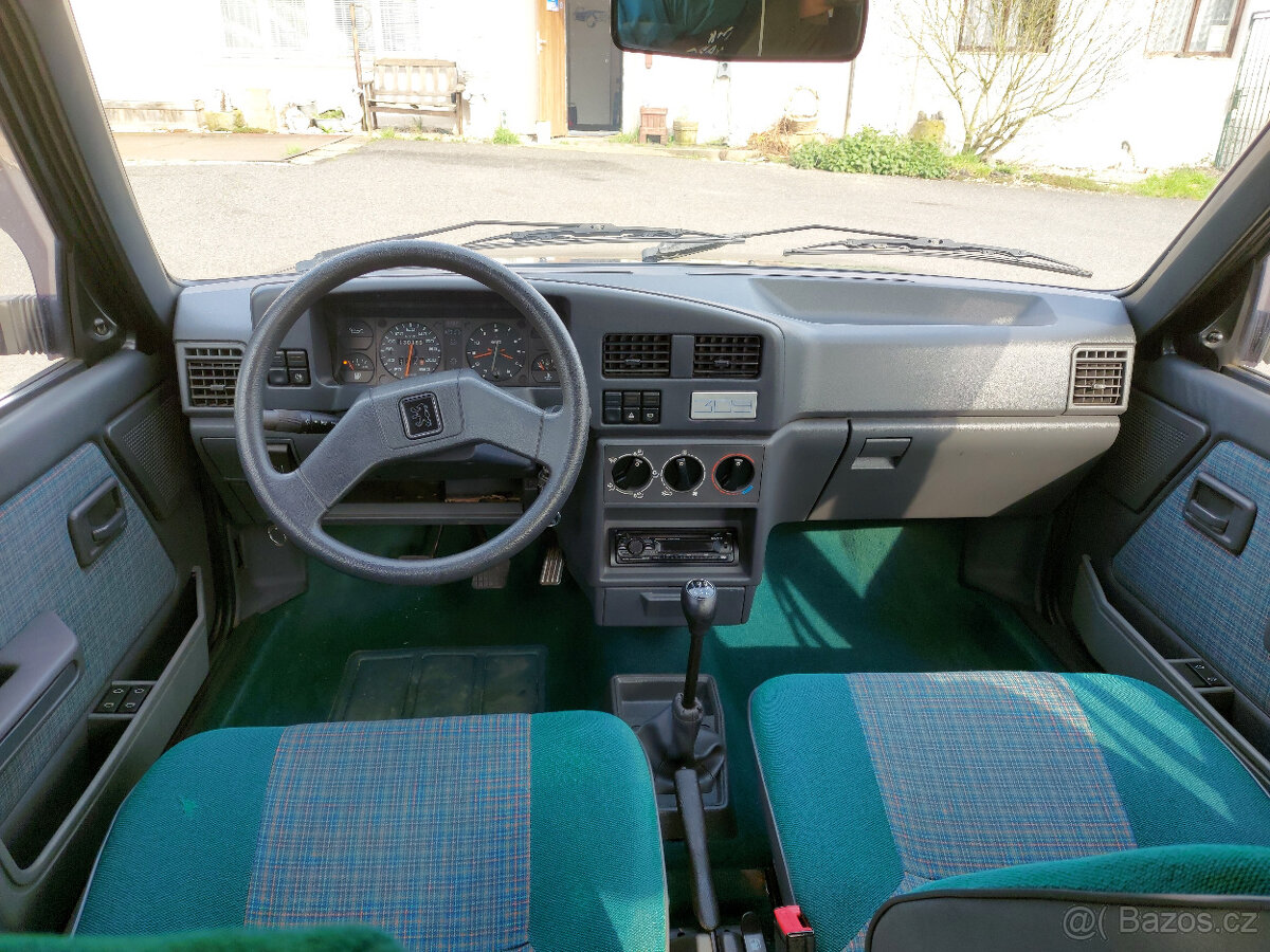 PEUGEOT 309 1.1 - 7