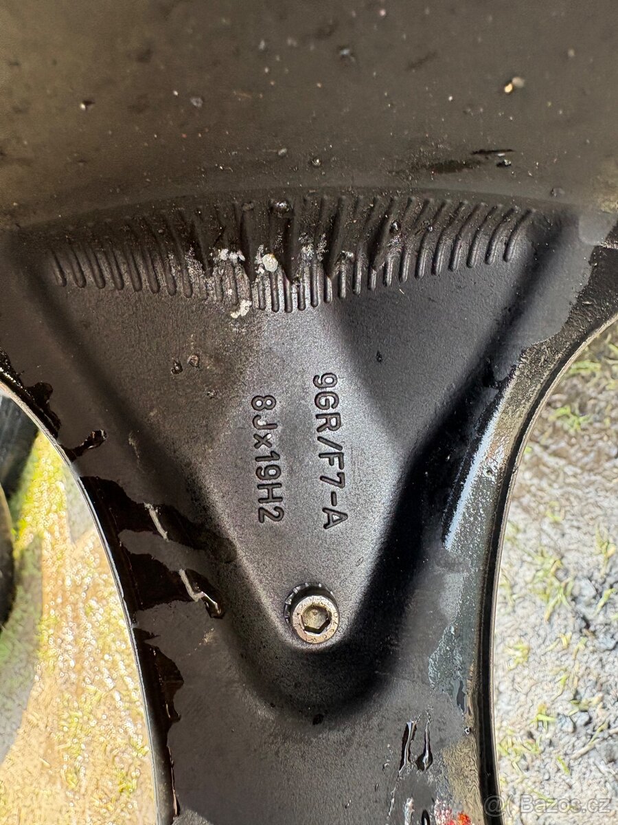 Alu 5x120 r19 dvourozměrná BMW,T5 - 7