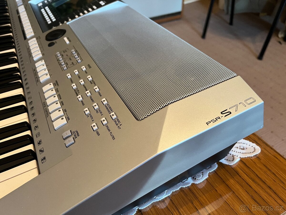 Klávesy PSR-S710 - 7
