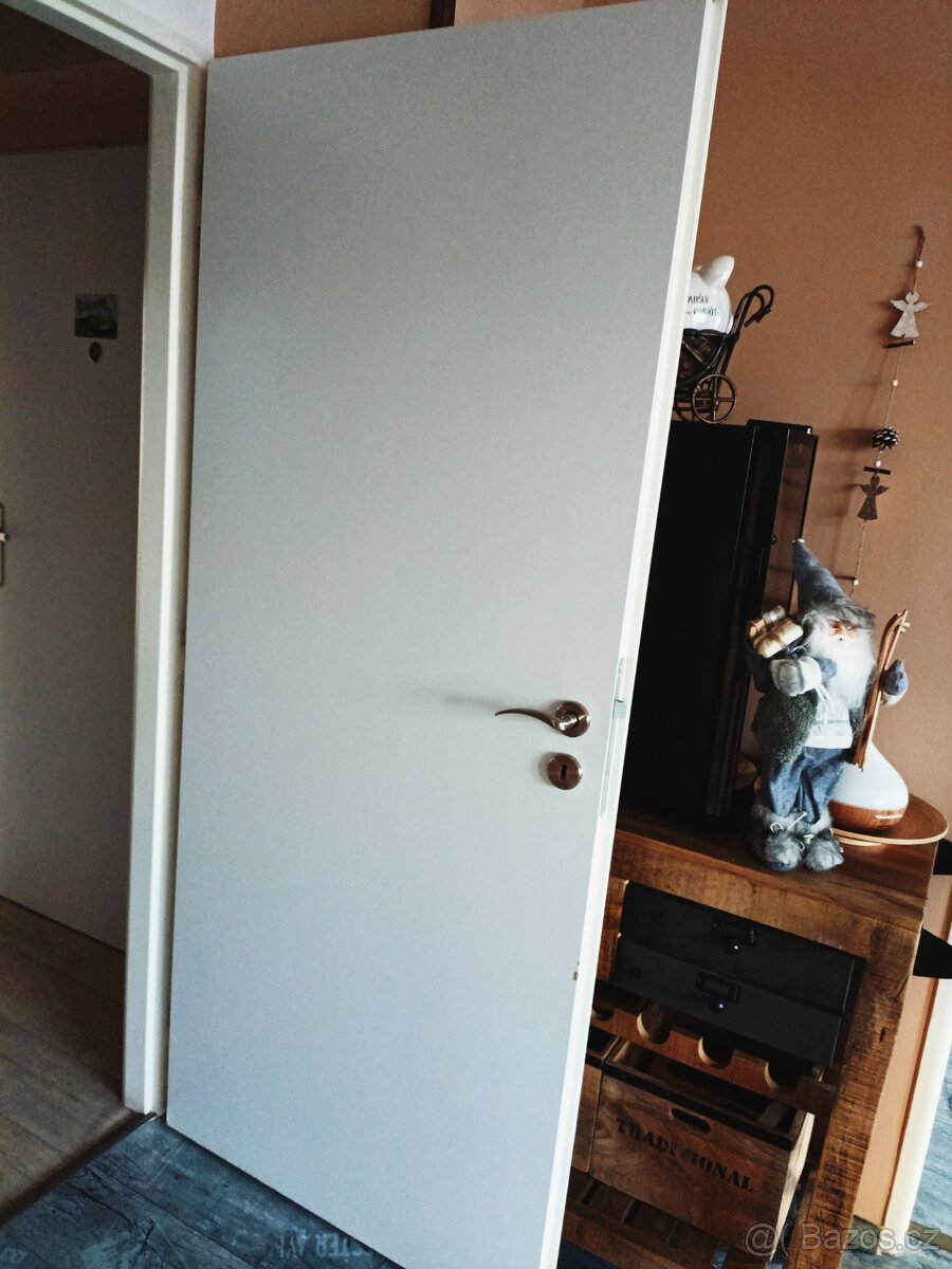 4krát dveře za odvoz zdarma bez kování a zámků - 7