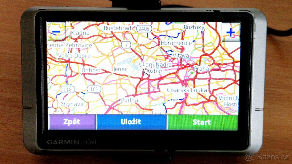 GPS navigace Garmin s příslušenstvím - 7