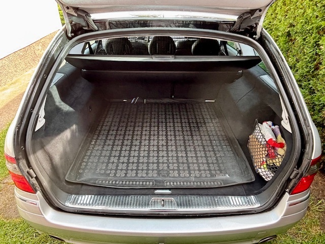 Mercedes-Benz E 320 CDI 4-matic - 7