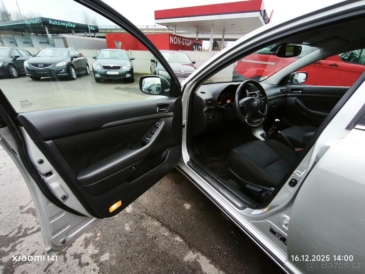 Toyota Avensis 2.0D-4D 93kW, Aut.klima, servisované, tažné - 7