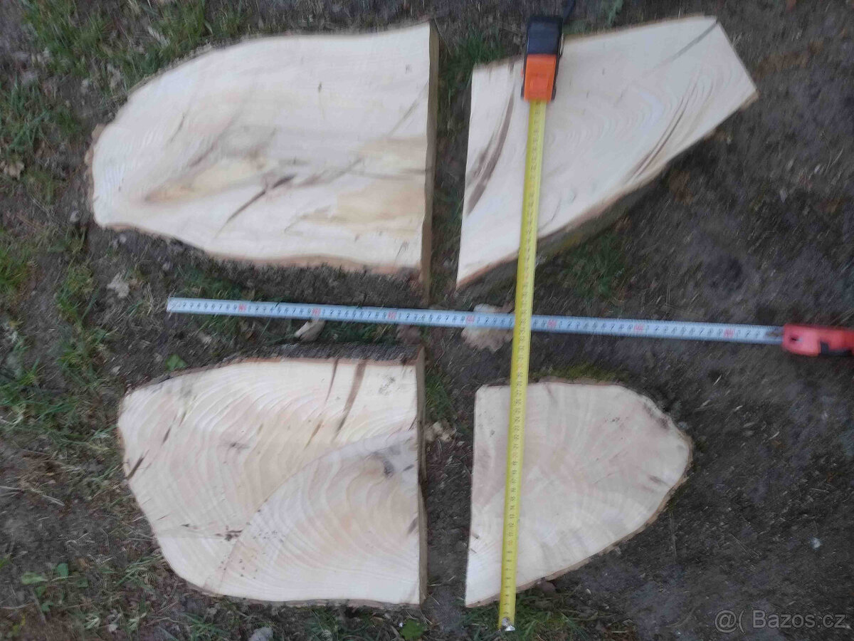 jasanové desky z rozvidlení kmenu, vhodné na mísy, síla 6cm - 7