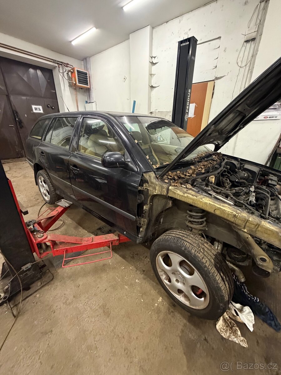 Octavia 1 1.8 T 110 kw - 7