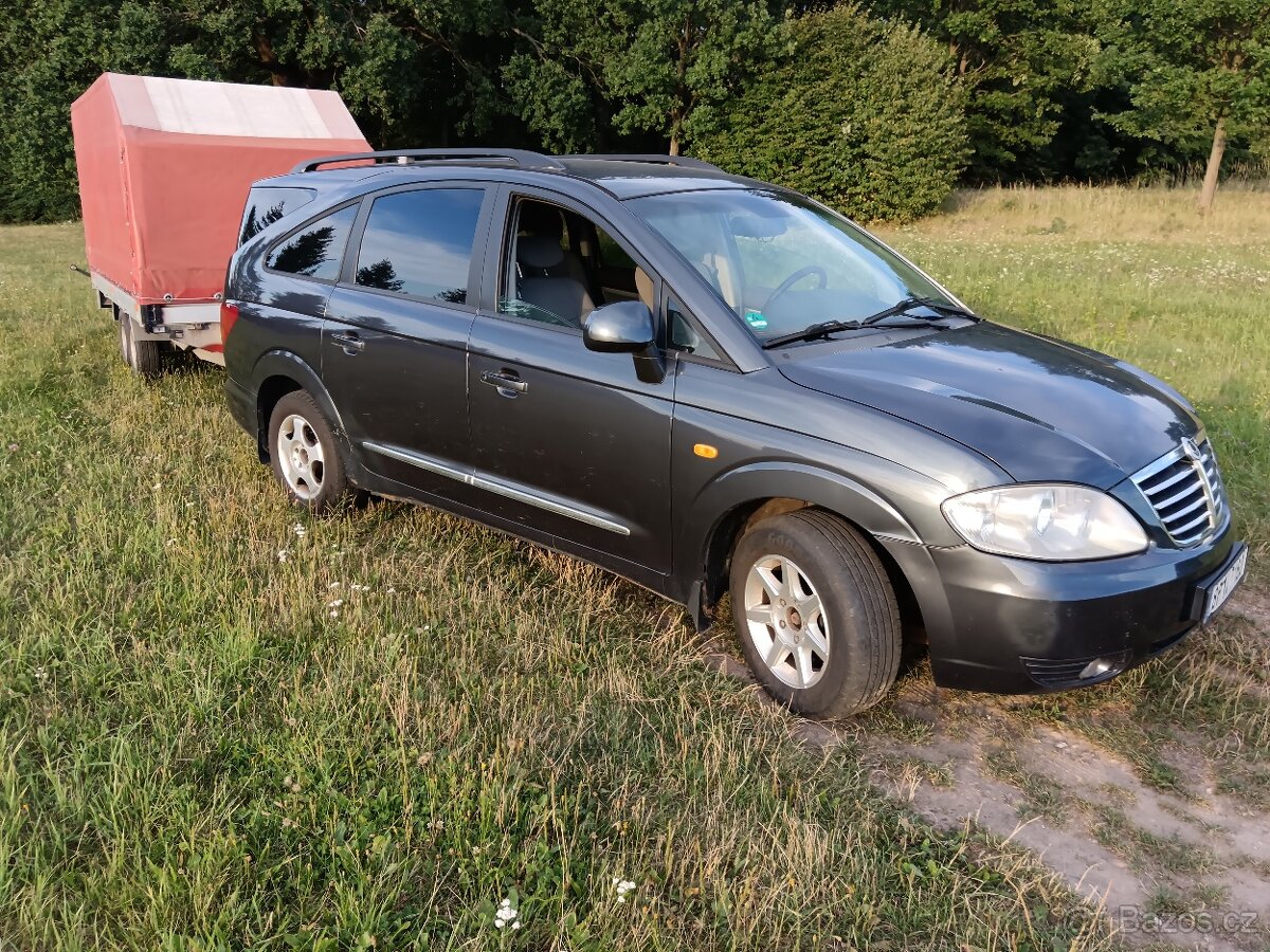 SsangYong Rodius - 7