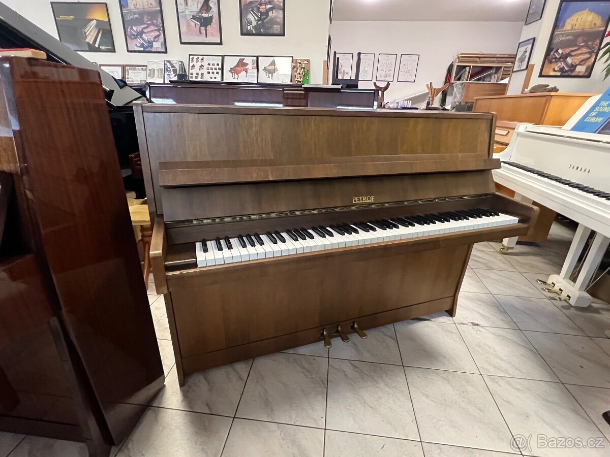 Petrof 105 se zárukou 2 roky dopravou 100 km. - 7