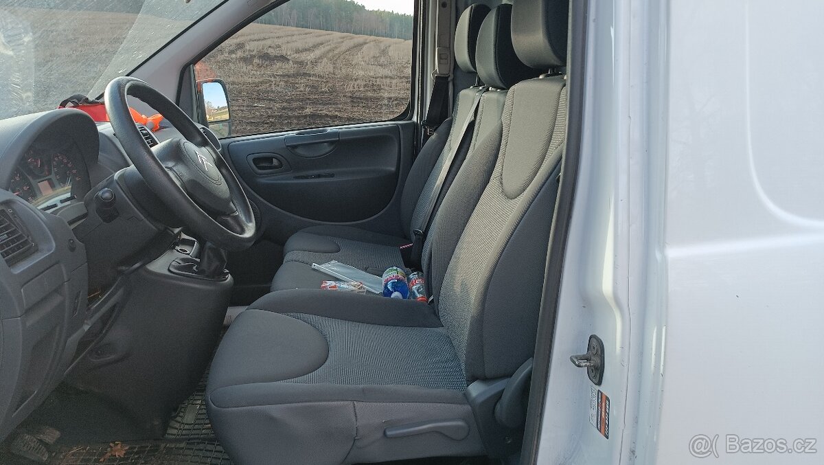 Citroën Jumpy 1,6Hdi Klima Koupeno v ČR 2015 - 7