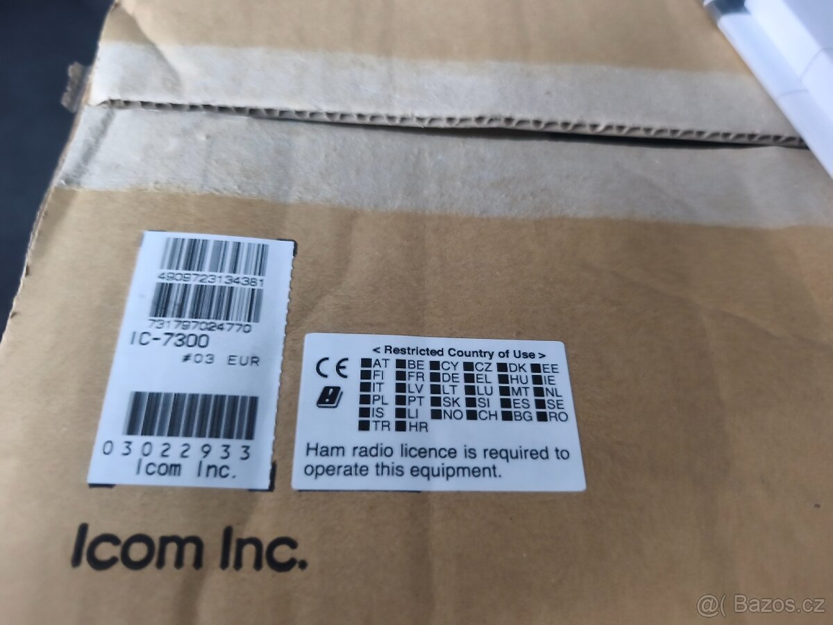 ICOM IC -7300 HF/50mhz - 7