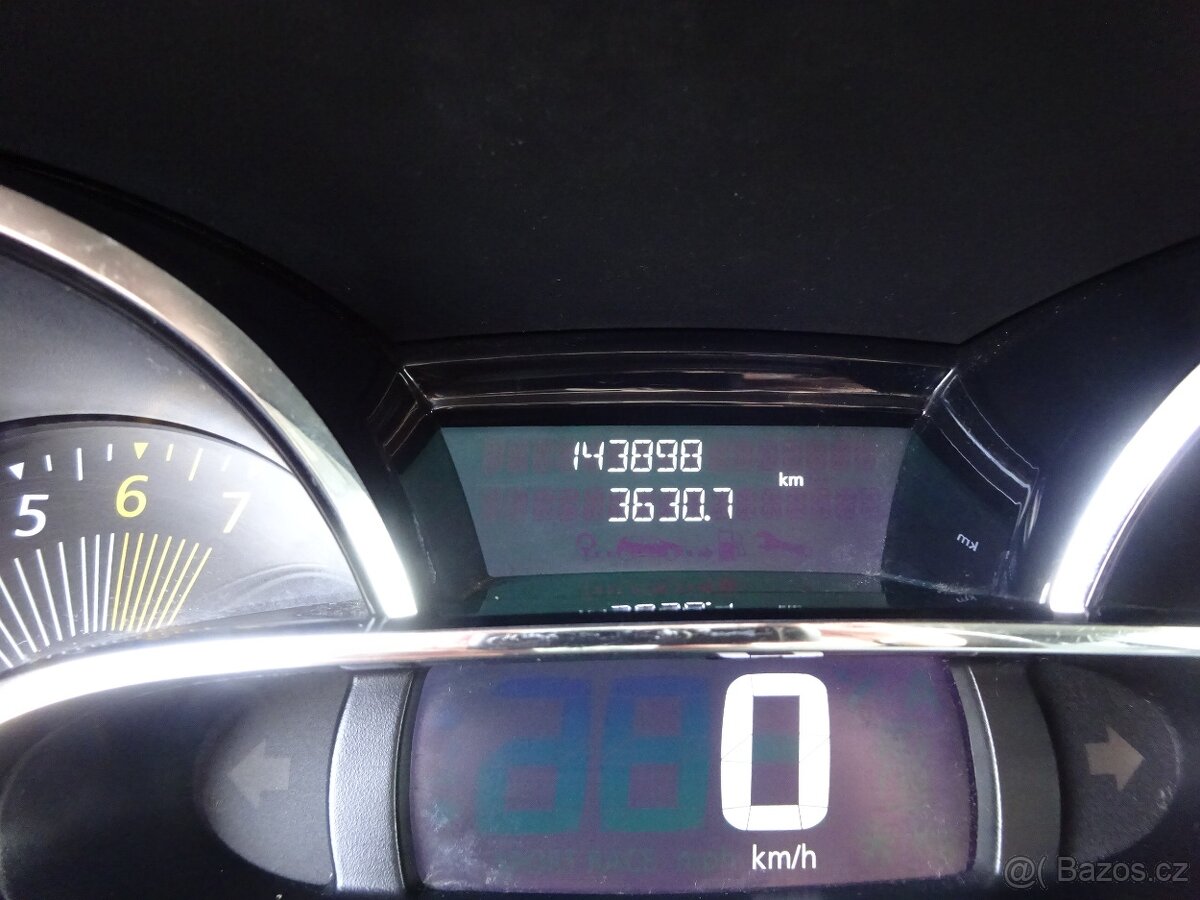 Renault Clio 1.2i Combi r.v.2014(54 kw)stk:11/2027 - 7