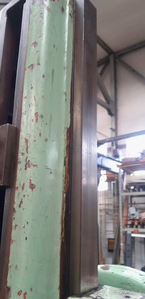 Svislá obrážečka ST 350 - 7