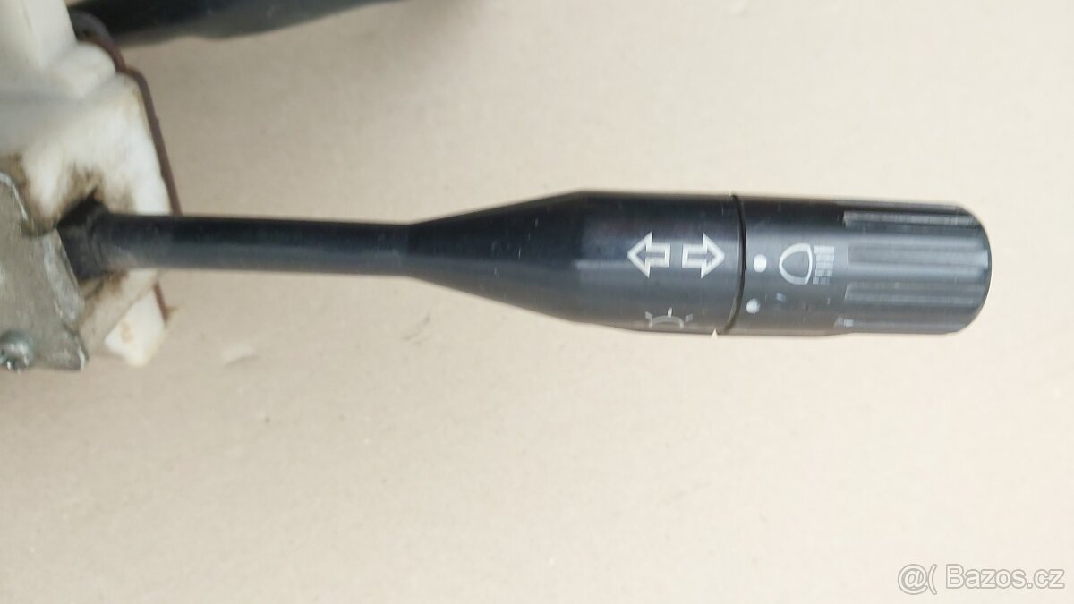 Suzuki Samurai SJ410 – Páčky světle a stěračů - 7