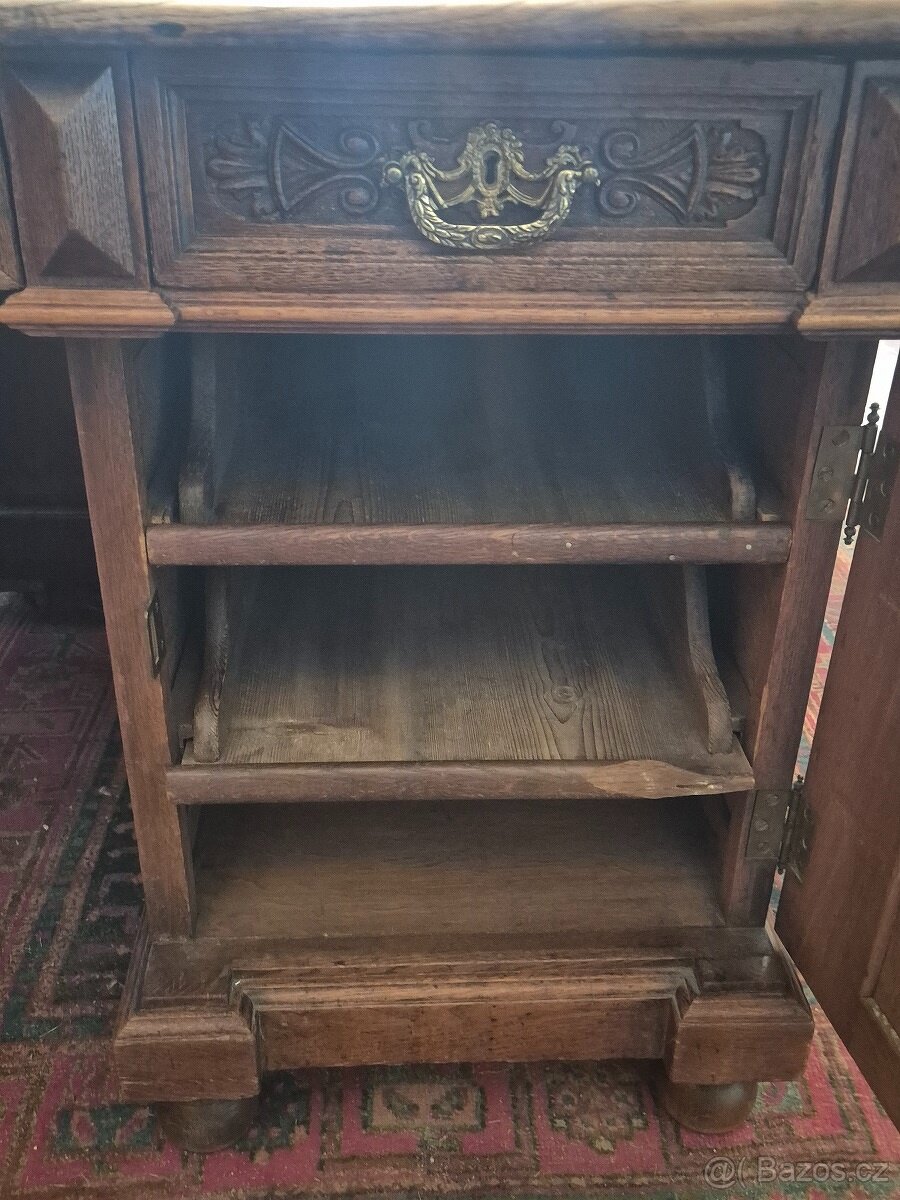 Starožitný dubový psací stůl – neorenesance do prostoru - 7